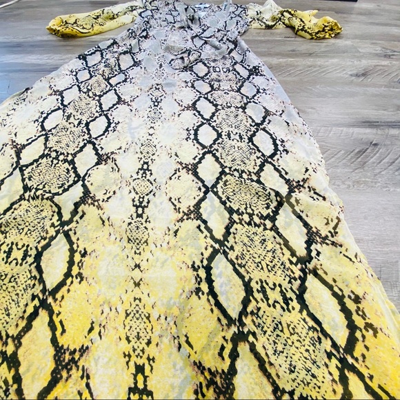 Swim Cover Up -SNAKE SKIN PRINT Size XS - Picture 10 of 11